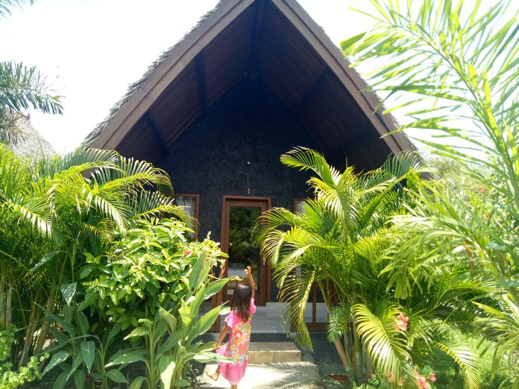 מלון Pemenang Rose Bungalow מראה חיצוני תמונה