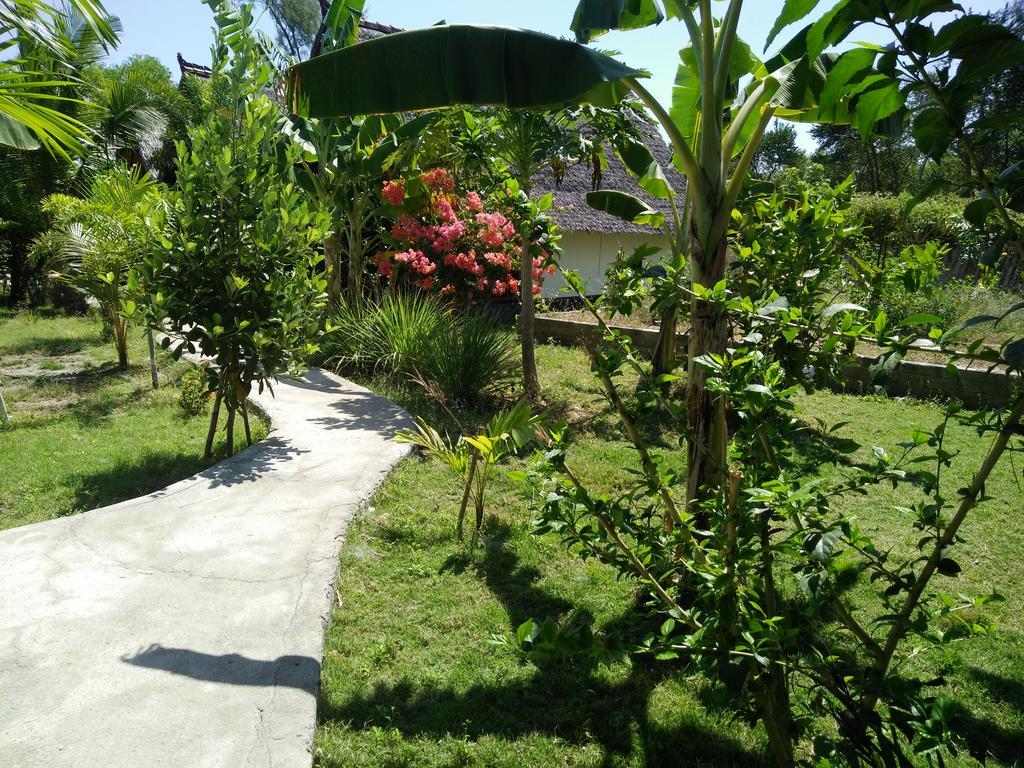מלון Pemenang Rose Bungalow מראה חיצוני תמונה