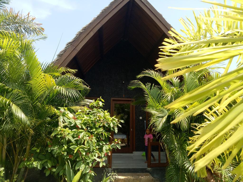 מלון Pemenang Rose Bungalow מראה חיצוני תמונה